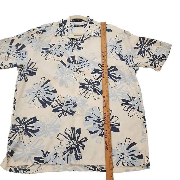 Nautica 100% Silk Men's Size Large Button Front Short Sleeve Shirt Front Pocket - Picture 6 of 8